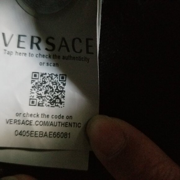 VERSACE - Picture 3 of 8